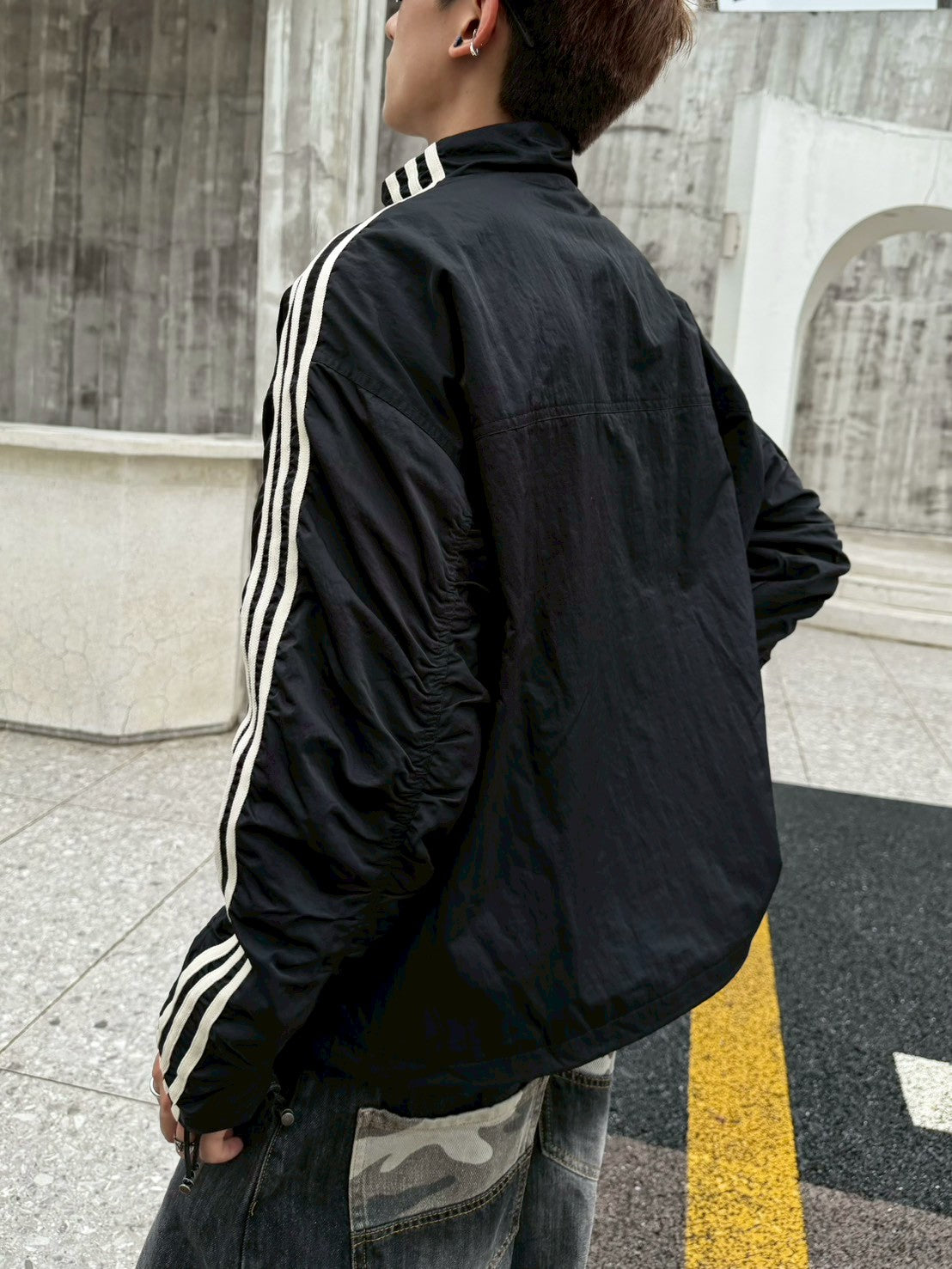 斜拉鏈三線外套