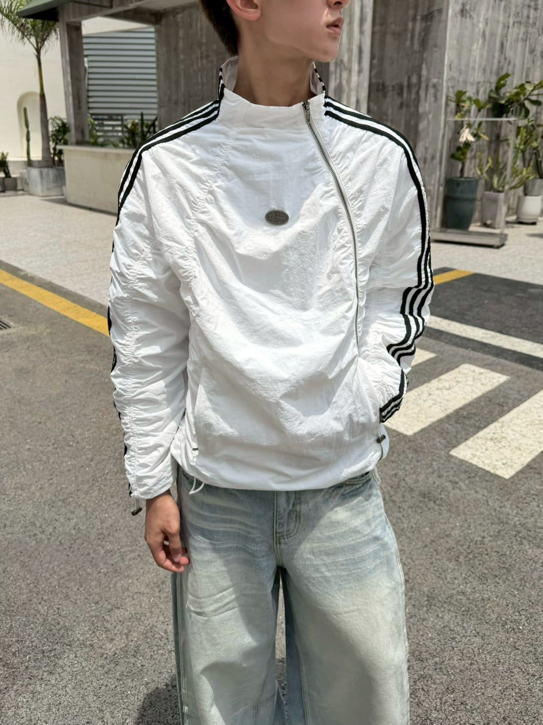 斜拉鏈三線外套