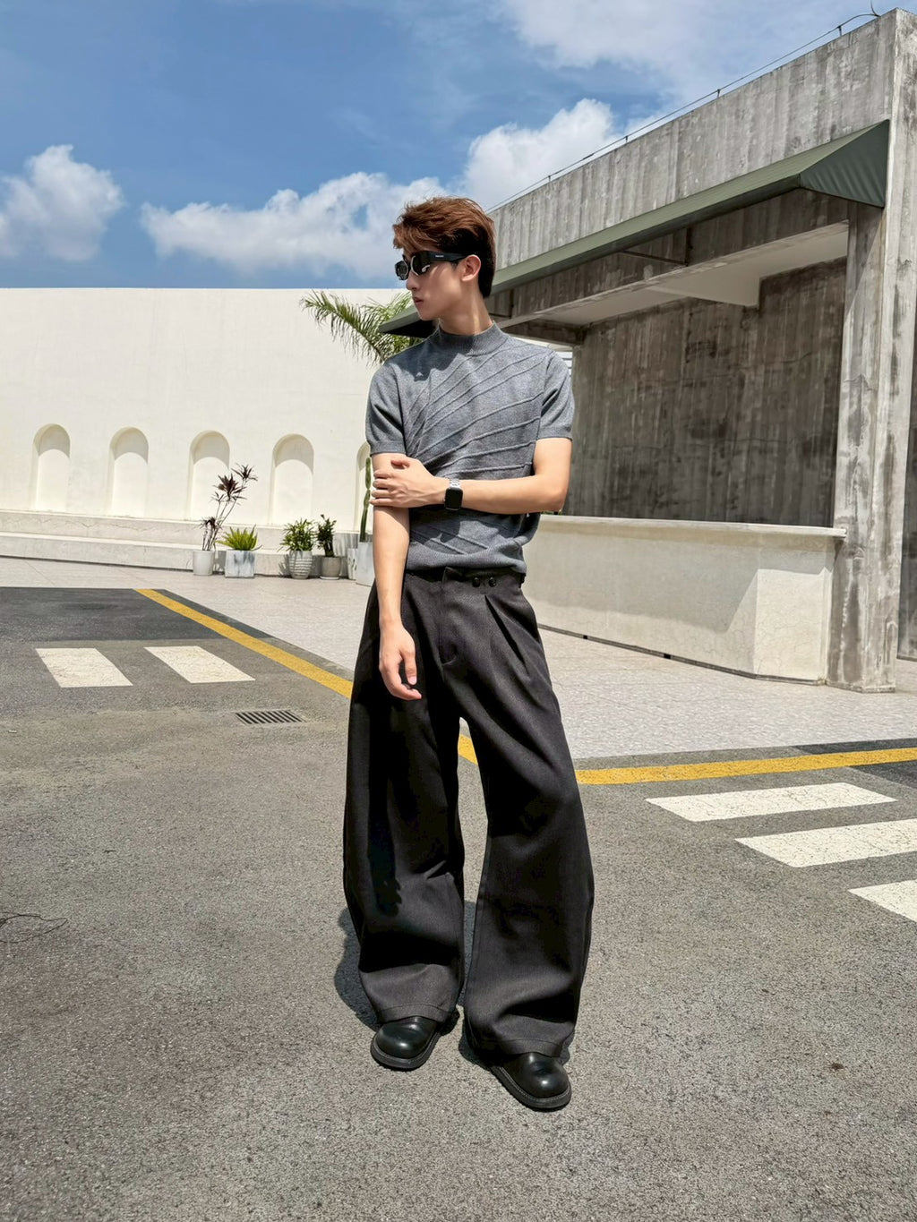 立體斜花中領針織