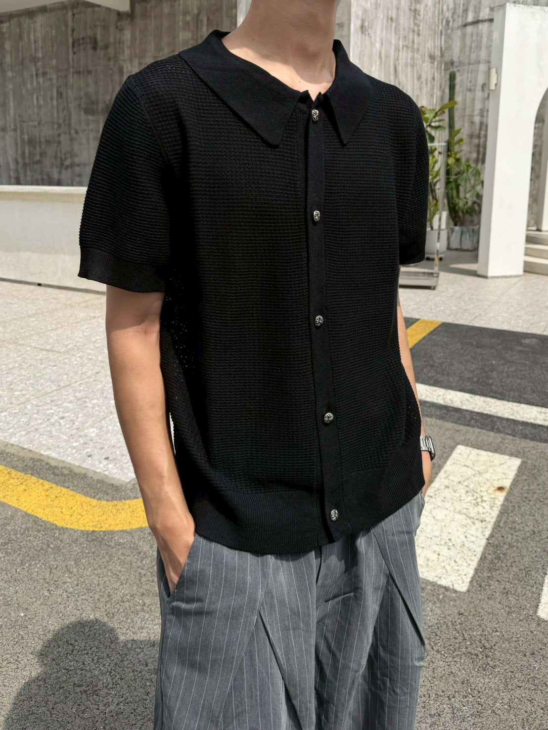 雕花釦簍空針織罩衫