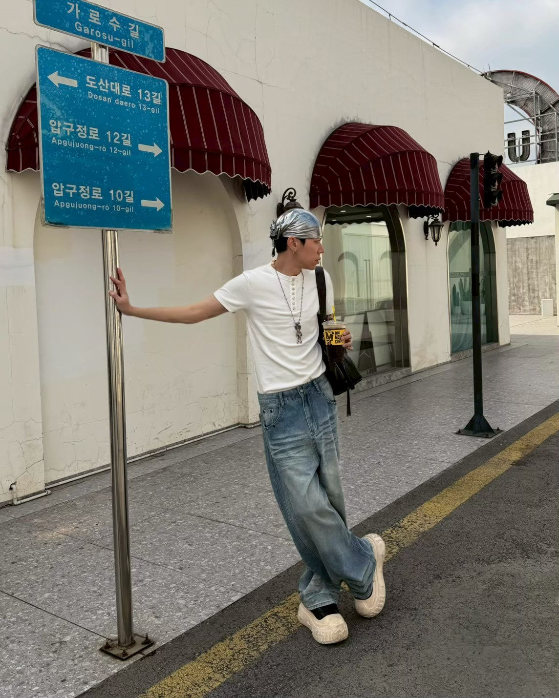 合身金屬排扣緊身緊繃短袖上衣