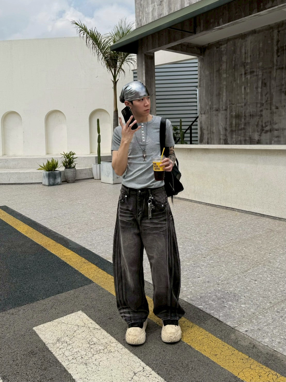 合身金屬排扣緊身緊繃短袖上衣