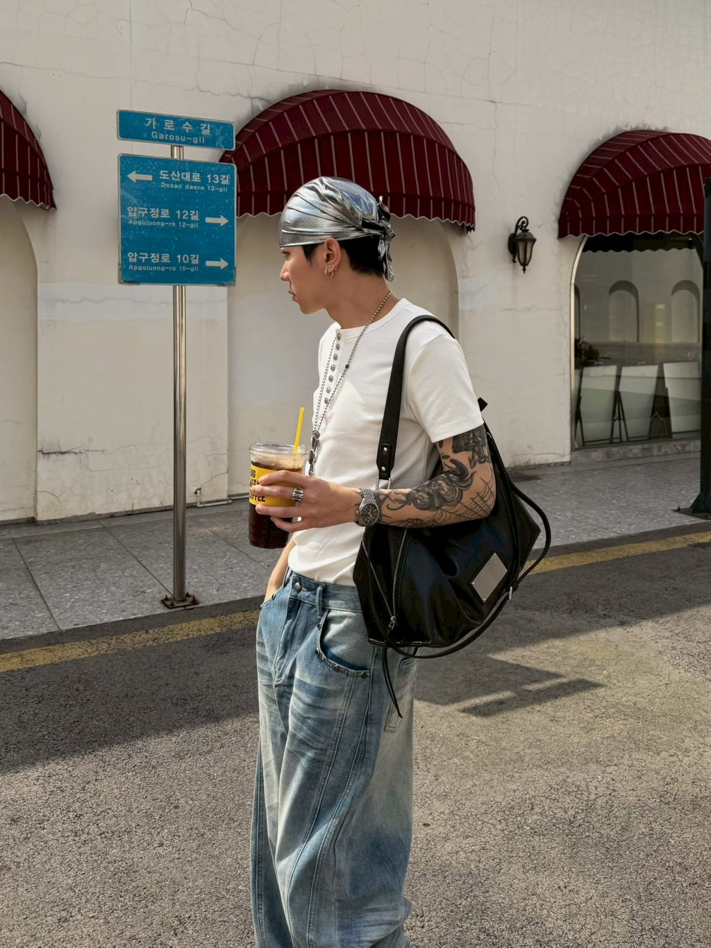 合身金屬排扣緊身緊繃短袖上衣