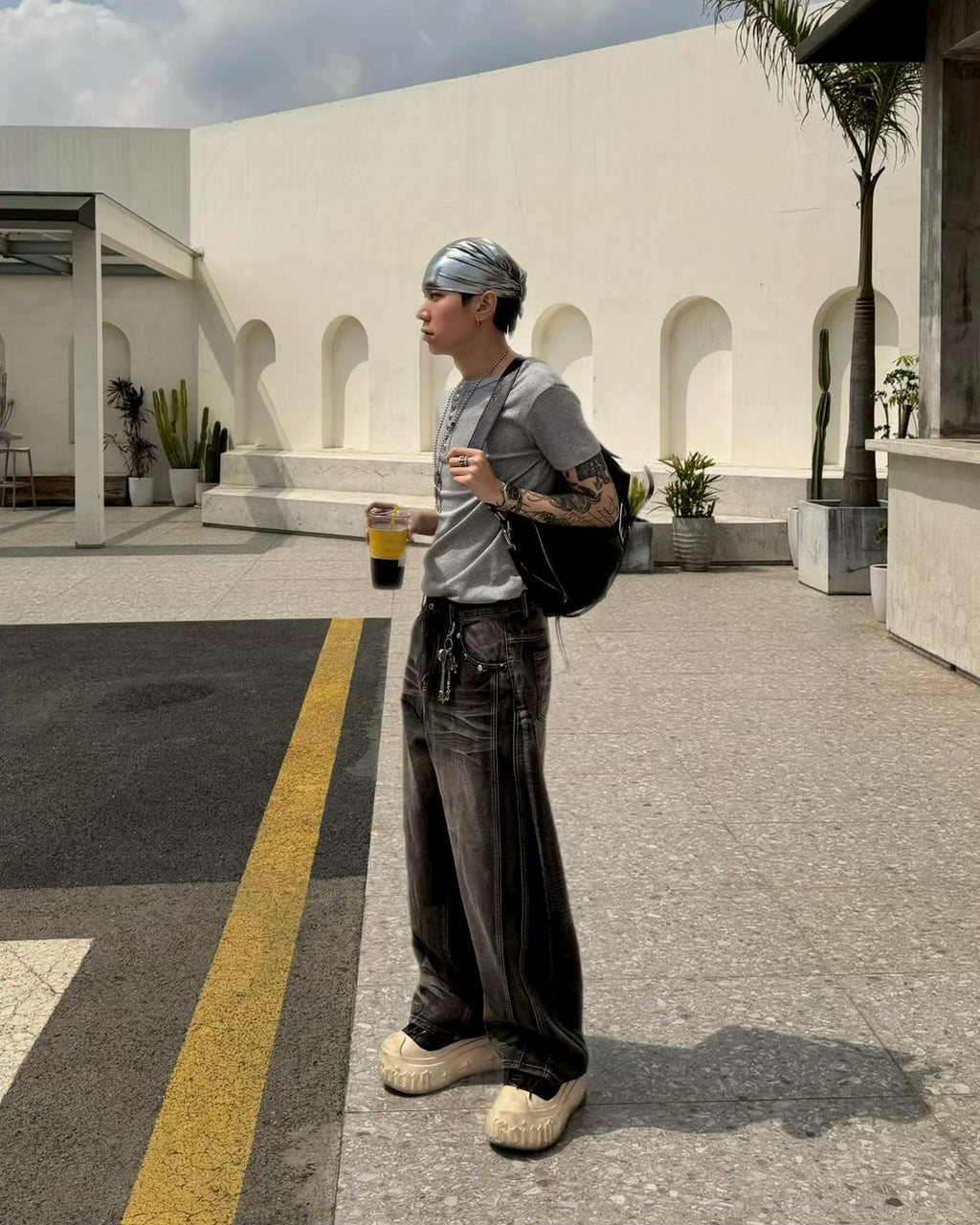 寶石解構裁片彎刀牛仔褲