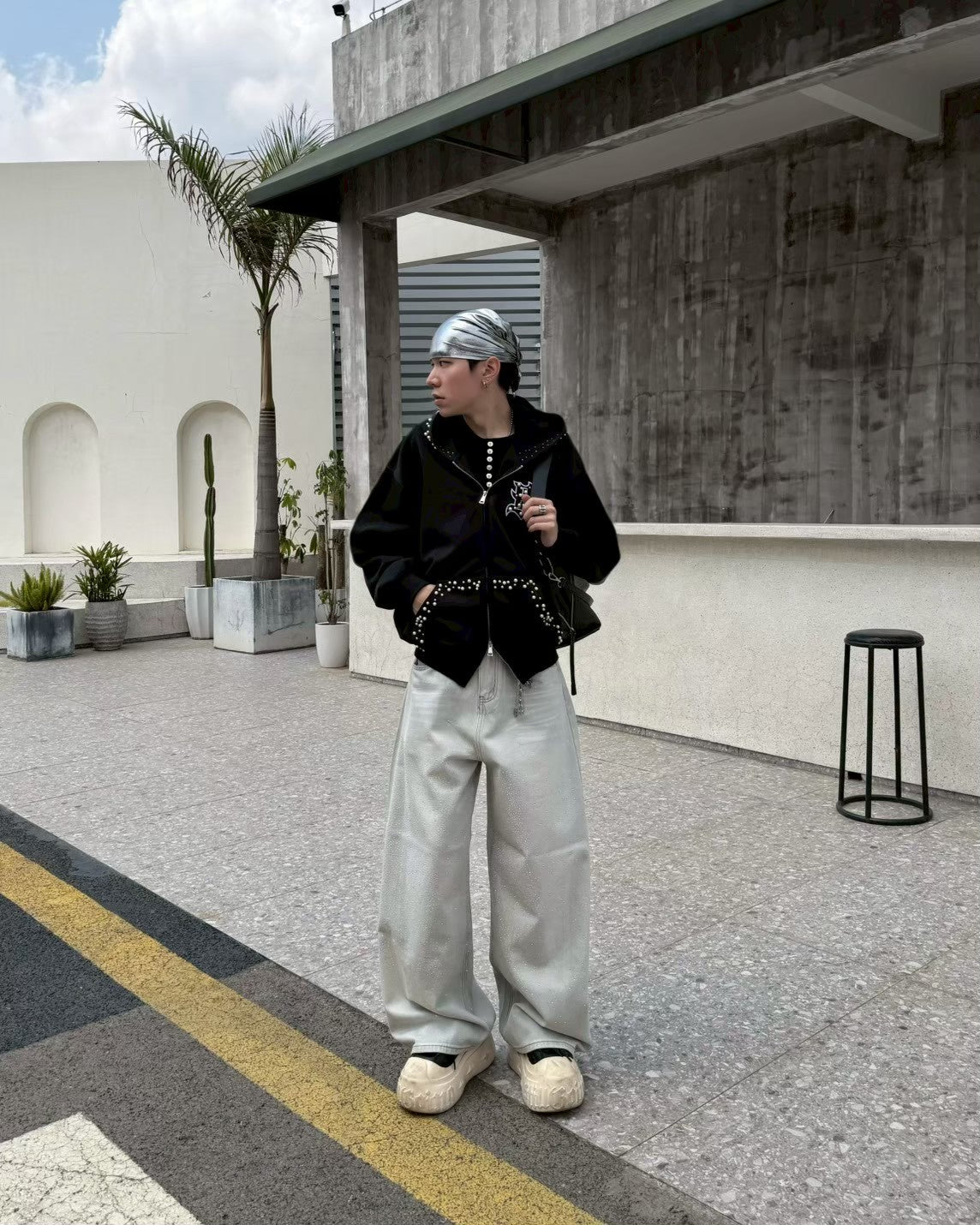 合身金屬排扣緊身緊繃短袖上衣