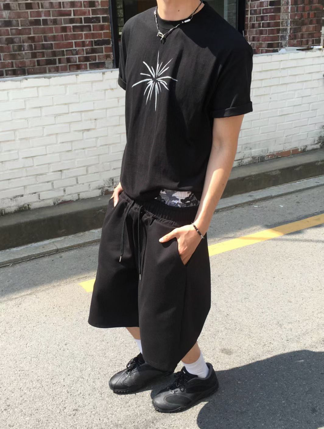 BOXY光芒印花寬短版短袖上衣