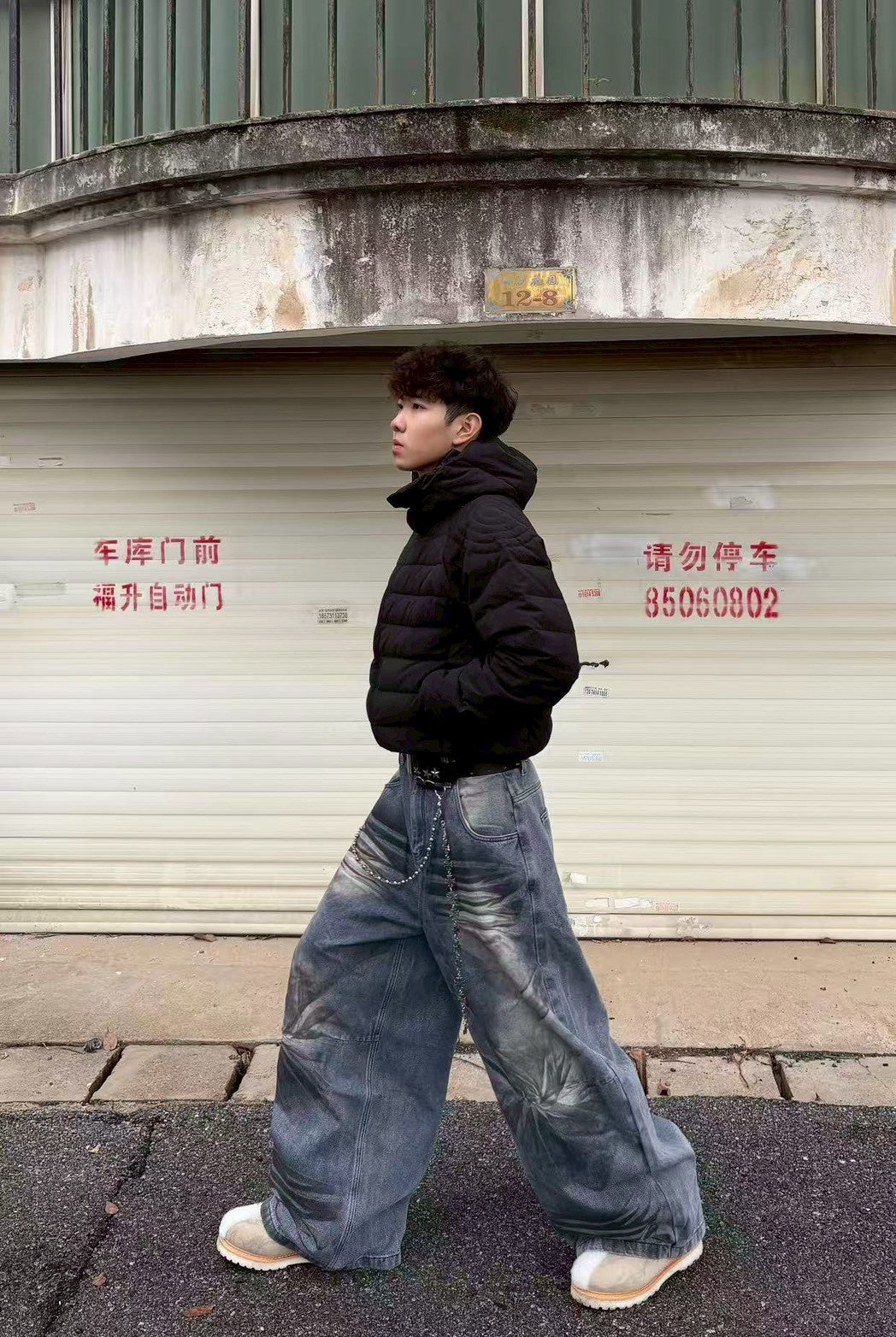 塗鴉擦髒彎刀牛仔褲