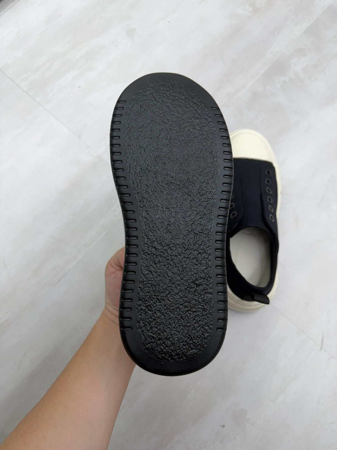 RO無鞋帶大頭帆布鞋