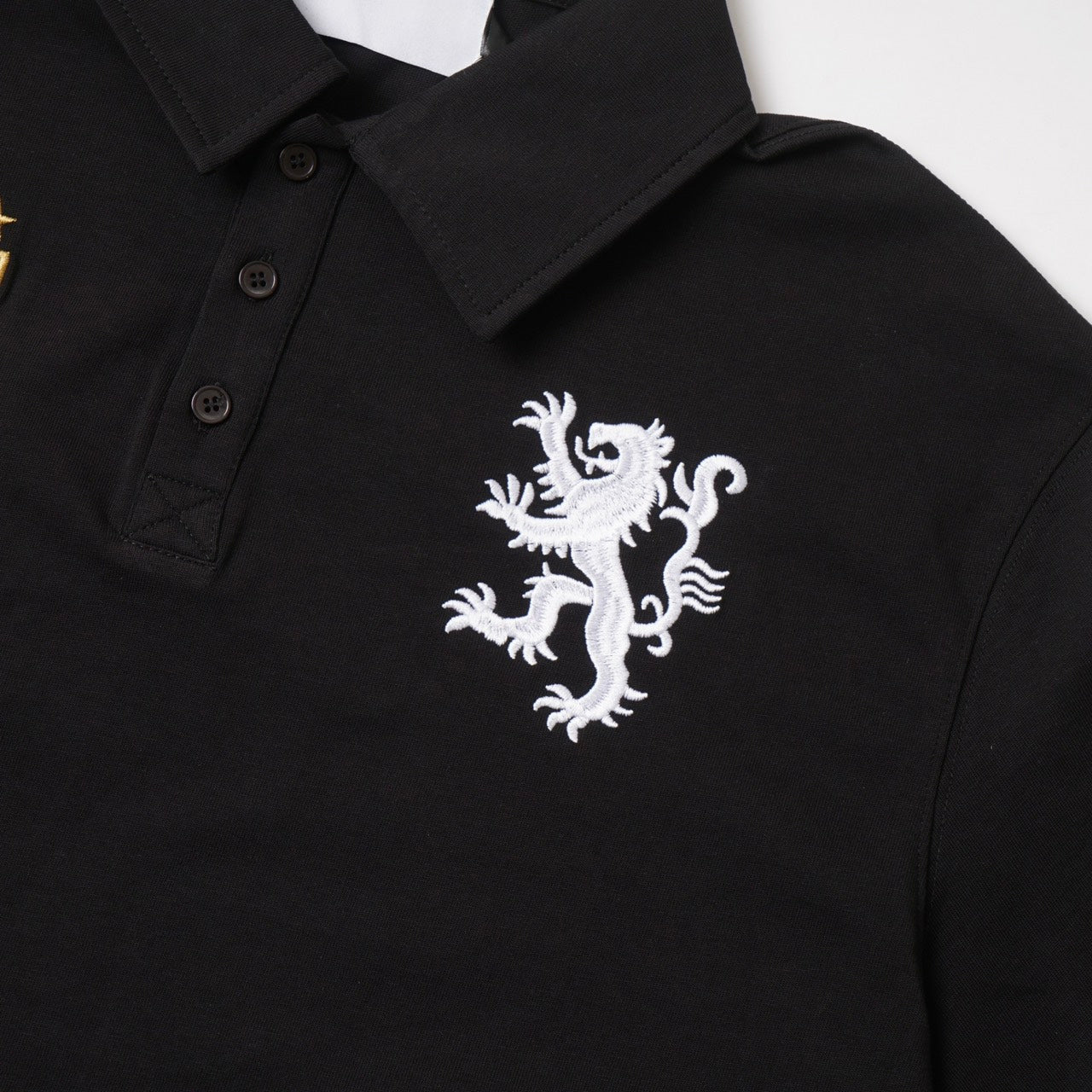 刺繡爬獅馬盾POLO杉